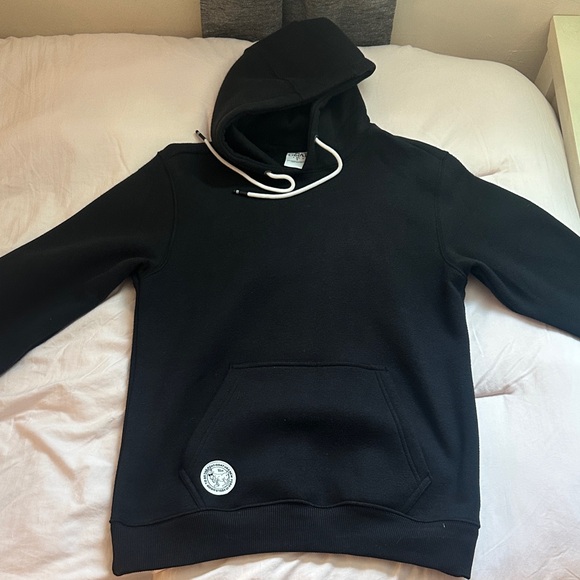 Classic Black Men's Hoodie with Logo Patch - Picture 1 of 3